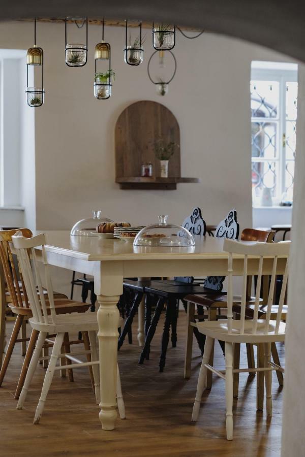 Monastery Garden Bistro & Rooms Чески-Крумлов Экстерьер фото
